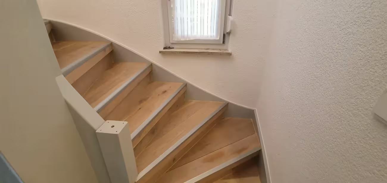 Massivholzstufen